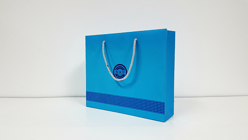 白卡纸手提袋定制图片展示 白卡纸手提袋定制图片展示