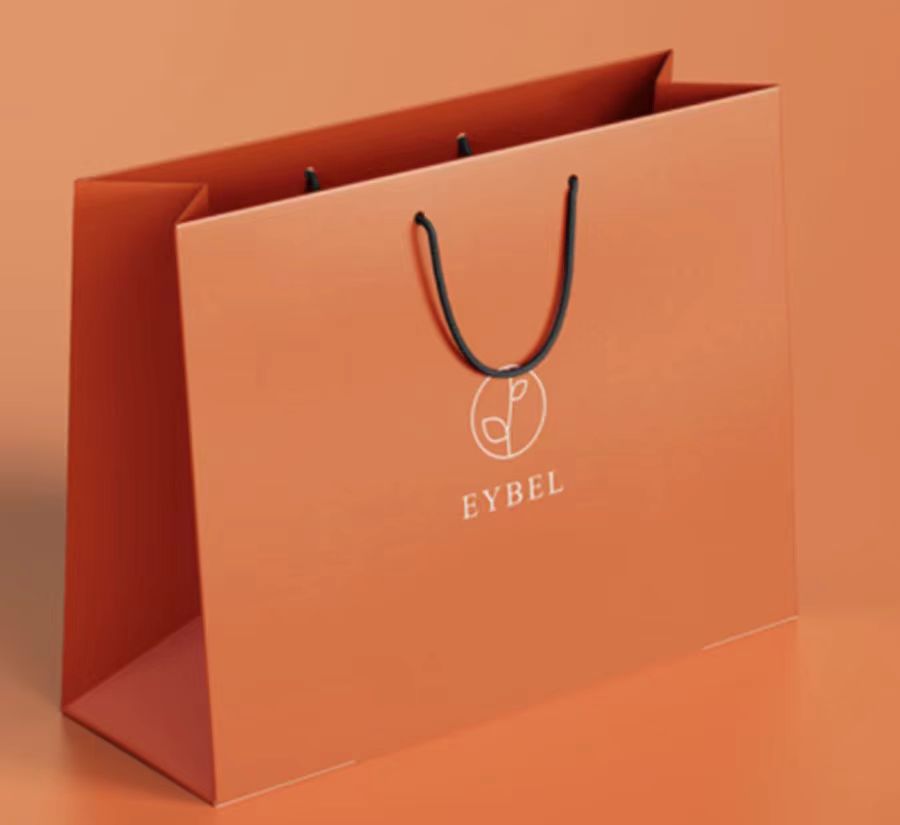 四川包装印刷手提袋厂家:服装手提纸袋的不同材质和用途(三) 四川包装印刷手提袋厂家:服装手提纸袋的不同材质和用途(三)